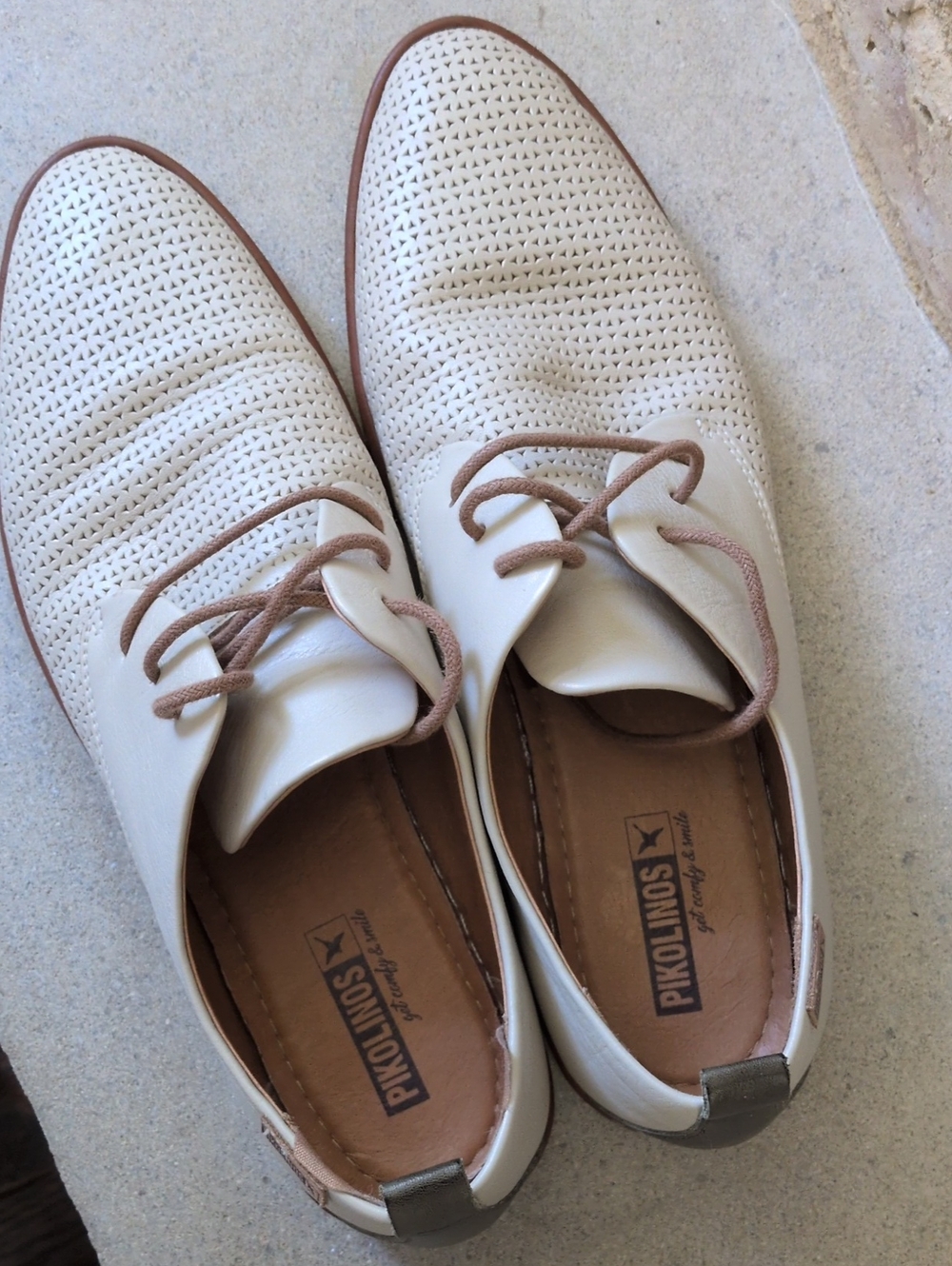 PIKOLINOS I Cream Perforated Leather Santander Oxfords with Brown Trim, 41 - Picture 4 of 16
